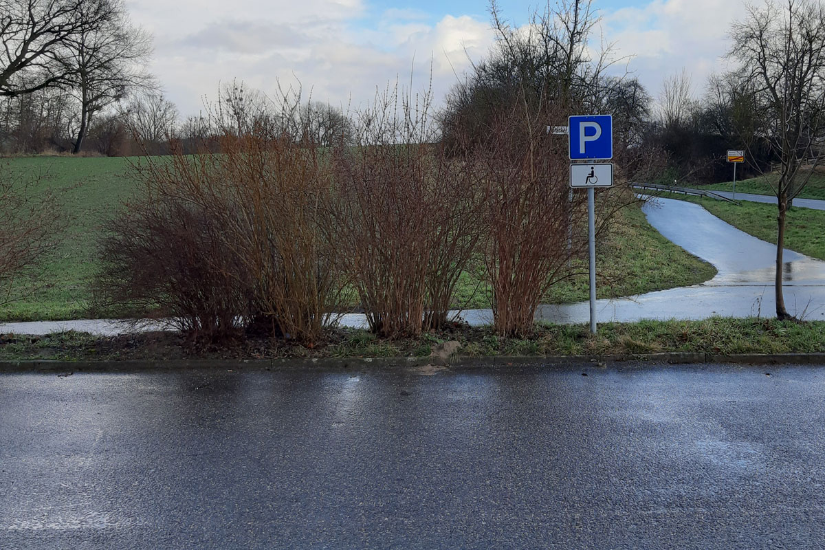 Schwerbehindertenparkplatz