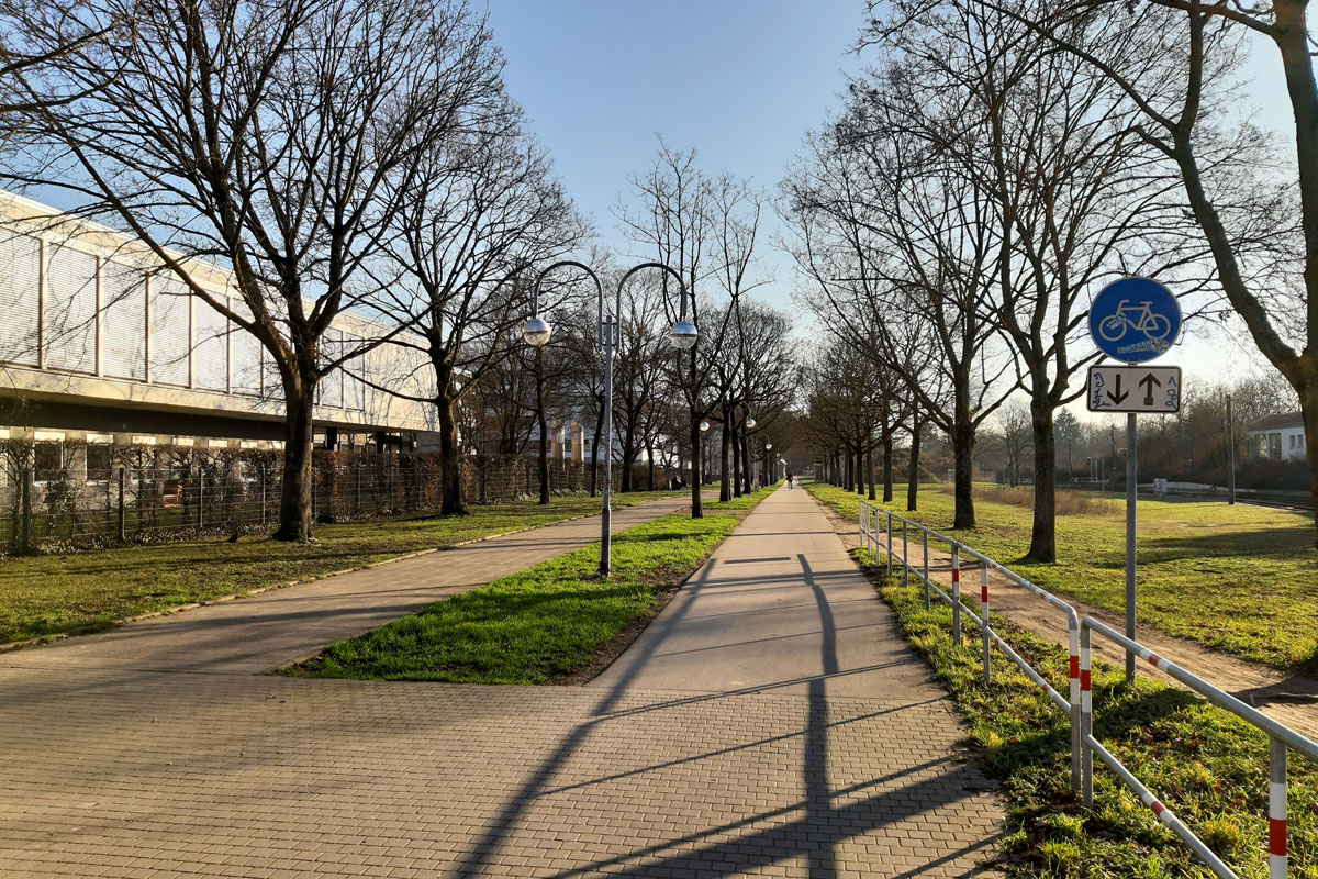 Selbstständiger Radweg Zeichen 237